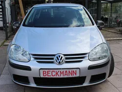 Reflexsilber metallic Gebraucht 2006 VW Golf V Trendline Kleinwagen | 4.400 € (Fairer Preis)