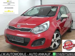 (beg) signal red Gebraucht 2014 Kia Rio Spirit Kleinwagen | 4.499 € (Fairer Preis)