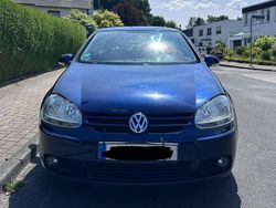 Blau Gebraucht 2006 VW Golf V Trendline Limousine | 1.650 € (Fairer Preis)