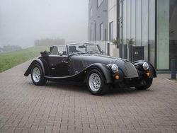 Schwarz Gebraucht 2023 Morgan Plus 4 Cabrio | 89.000 €