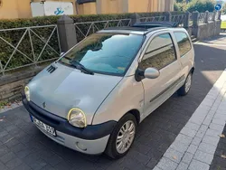 Silber Gebraucht 2005 Renault Twingo Kleinwagen | 1.950 € (Etwas zu teuer)