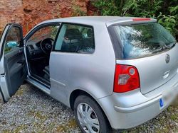 Silber Gebraucht 2004 VW Polo Kleinwagen | 1.500 €