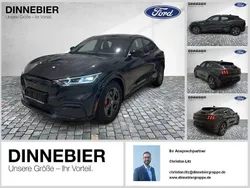 Grau (metallic) Gebraucht 2022 Ford Mustang Mach-E SUV | 36.885 € (Fairer Preis)