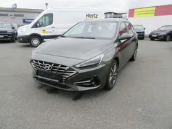 Grau Gebraucht 2023 Hyundai i30 Trend Kombi | 14.990 € (Superpreis)