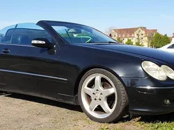 Schwarz Gebraucht 2003 Mercedes CLK320 Avantgarde Cabrio | 4.998 € (Guter Preis)