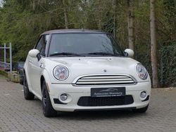 Weiß Gebraucht 2010 Mini Cooper Cabriolet Cabrio | 7.800 € (Teuer)