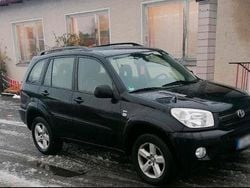Schwarz Gebraucht 2005 Toyota Yaris SUV | 4.500 €