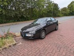 Braun Gebraucht 2005 Alfa Romeo 156 Ti Limousine | 3.250 €