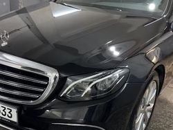 Schwarz Gebraucht 2018 Mercedes E220 Limousine | 25.500 € (Fairer Preis)