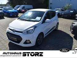 Weiß Gebraucht 2016 Hyundai i10 Passion Kleinwagen | 8.490 € (Fairer Preis)