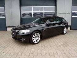Schwarz Gebraucht 2012 BMW 530 Sport Line Kombi | 10.880 € (Guter Preis)