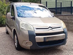 Beige Gebraucht 2008 Citroën Berlingo Van / Kleinbus | 2.499 € (Fairer Preis)
