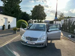 Silber Gebraucht 2011 Mercedes A160 Elegance Van / Kleinbus | 8.700 € (Etwas zu teuer)