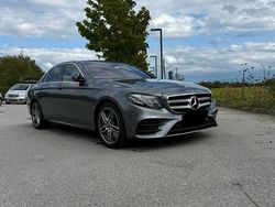 Grau Gebraucht 2019 Mercedes E400 AMG line Limousine | 27.500 € (Guter Preis)