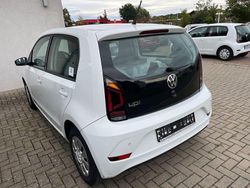Weiß Gebraucht 2021 VW up! Kleinwagen | 9.900 € (Guter Preis)