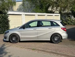 Mercedes B200