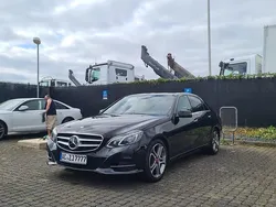 Schwarz Gebraucht 2013 Mercedes E220 Limousine | 16.500 € (Teuer)