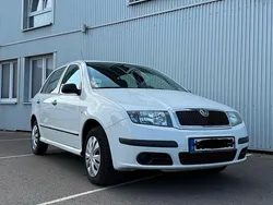 Weiß Gebraucht 2006 Skoda Fabia Cool Edition Kleinwagen | 2.300 € (Teuer)