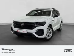 Weiß Gebraucht 2023 VW Touareg Style SUV | 60.990 €