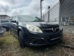 Grau Gebraucht 2002 Opel Vectra Elegance Kombi | 950 € (Guter Preis)