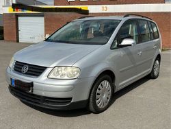 Silber Gebraucht 2004 VW Touran Trendline Van / Kleinbus | 1.700 € (Fairer Preis)