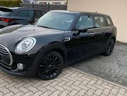 Schwarz Gebraucht 2017 Mini Clubman Kombi | 13.500 €