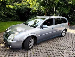 Silber Gebraucht 2004 Opel Vectra Kombi | 950 € (Fairer Preis)