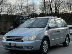Silber Gebraucht 2007 Kia Carnival 2 Van / Kleinbus | 6.500 € (Teuer)