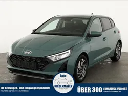 Blau Neu 2025 Hyundai i20 Limousine | 19.495 € (Guter Preis)