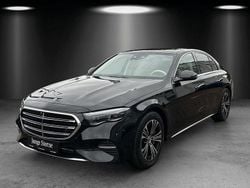 Obsidianschwarz Gebraucht 2023 Mercedes E220 Exclusive Limousine | 69.990 €