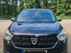 Schwarz Gebraucht 2018 Dacia Lodgy Stepway Van / Kleinbus | 8.750 € (Guter Preis)