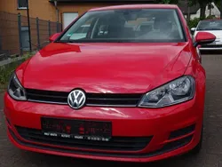 Rot Gebraucht 2014 VW Golf VII Trendline Limousine | 7.950 € (Superpreis)