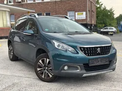 Blau Gebraucht 2017 Peugeot 2008 Allure SUV | 7.499 € (Guter Preis)