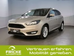 Gold Gebraucht 2018 Ford Focus Cool & Connect Limousine | 14.760 € (Fairer Preis)