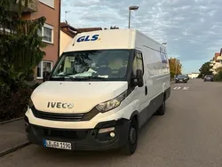 Weiß Gebraucht 2018 Iveco Daily Limousine | 9.000 €
