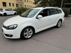 Weiß Gebraucht 2011 VW Golf VI Kombi | 3.599 € (Guter Preis)