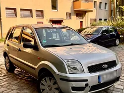 Silber Gebraucht 2004 Ford Fusion Kleinwagen | 2.000 € (Fairer Preis)
