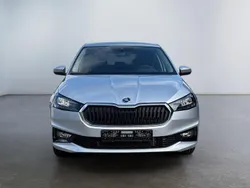 Brilliant silber metallic Neu 2025 Skoda Fabia Drive Limousine | 23.379 € (Fairer Preis)