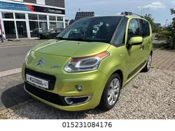 Gelb Gebraucht 2010 Citroën C3 Picasso Exclusive Van / Kleinbus | 2.999 € (Guter Preis)