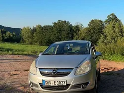 Grau Gebraucht 2006 Opel Corsa Kleinwagen | 1.500 € (Fairer Preis)