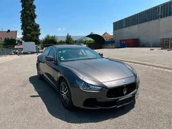 Grau Gebraucht 2016 Maserati Ghibli Coupé | 19.800 €