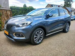 Blau Gebraucht 2020 Renault Kadjar Intens SUV | 12.040 € (Fairer Preis)