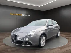 Grigio magnesio Gebraucht 2011 Alfa Romeo Giulietta Super Kleinwagen | 8.450 € (Etwas zu teuer)