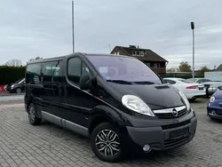 Schwarz Gebraucht 2011 Opel Vivaro Van | 7.999 € (Fairer Preis)