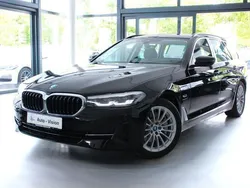 Schwarz Gebraucht 2022 BMW 520 Limousine | 25.770 € (Superpreis)