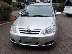 Silber Gebraucht 2006 Toyota Corolla Limousine | 3.990 € (Fairer Preis)