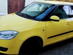 Gelb Gebraucht 2008 Skoda Fabia Ambiente Limousine | 3.199 € (Fairer Preis)