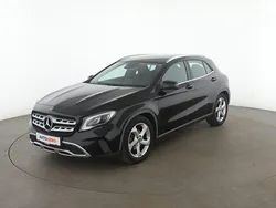 Schwarz Gebraucht 2017 Mercedes GLA180 Urban SUV | 20.640 € (Fairer Preis)