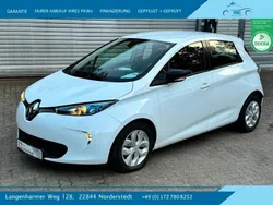 Weiß Gebraucht 2017 Renault Zoe Life Kleinwagen | 9.990 €