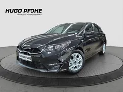 Zilinaschwarz metallic Neu 2025 Kia Ceed Vision Limousine | 24.358 € (Etwas zu teuer)
